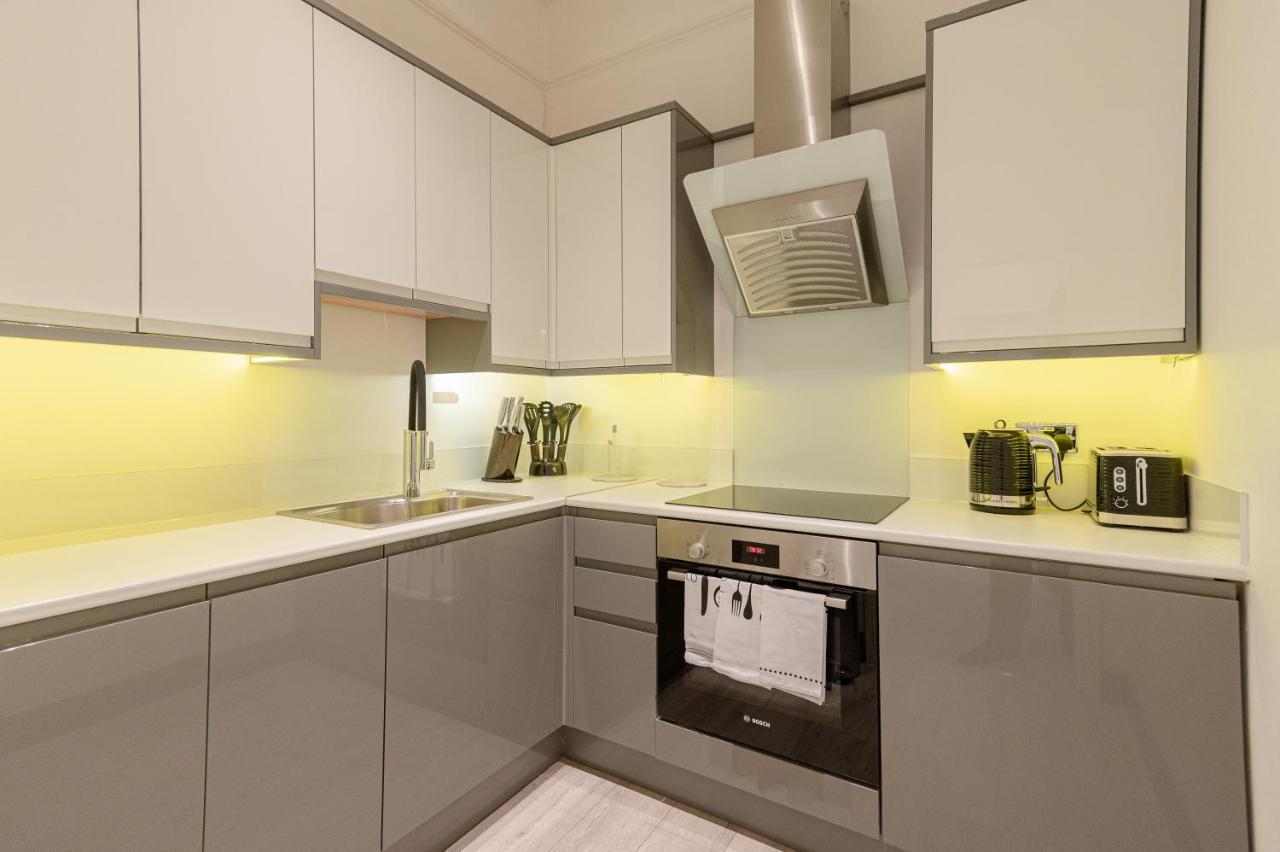 Kensington 2 Bed 2 Bath Apartment For 5 Guests ロンドン エクステリア 写真